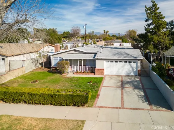 8512 Penfield Ave, Winnetka, CA 91306