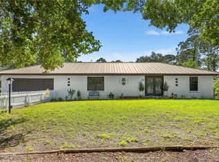 2104 Wellington Ave, Alva, FL 33920