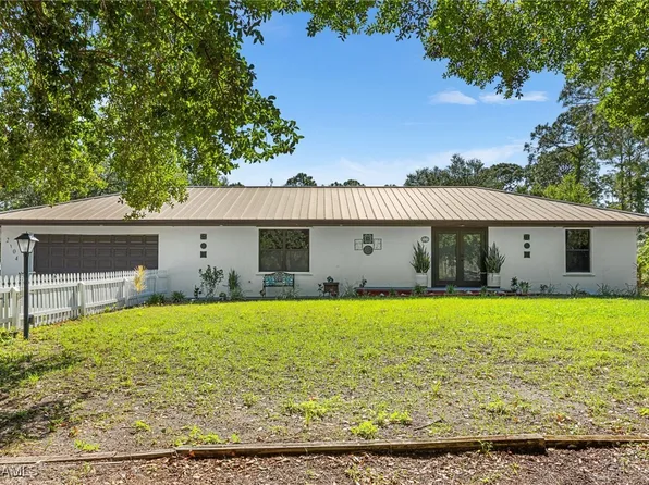 2104 Wellington Ave, Alva, FL 33920