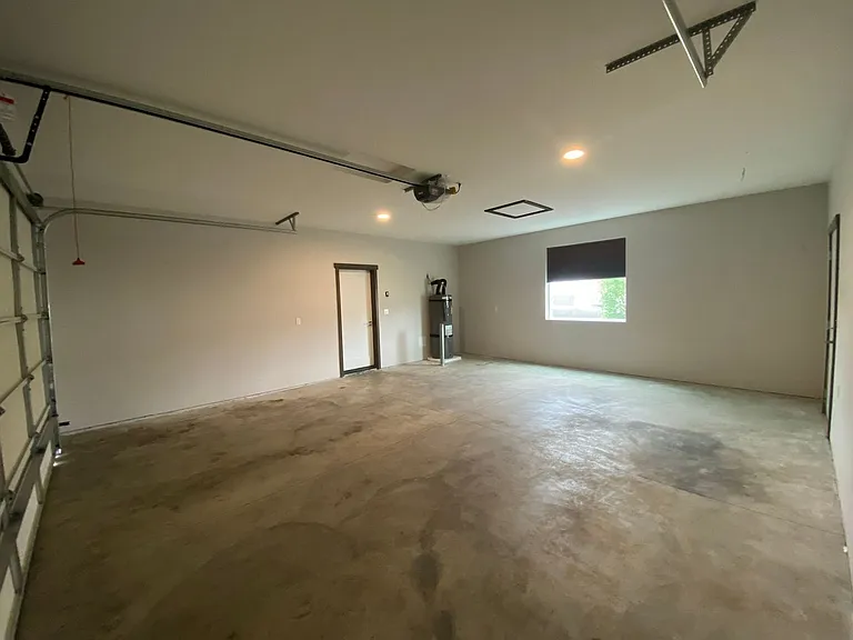 108 W Greenfield Ave — Photo 41