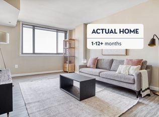 1310 N Courthouse Rd #ID349, Arlington, VA 22201