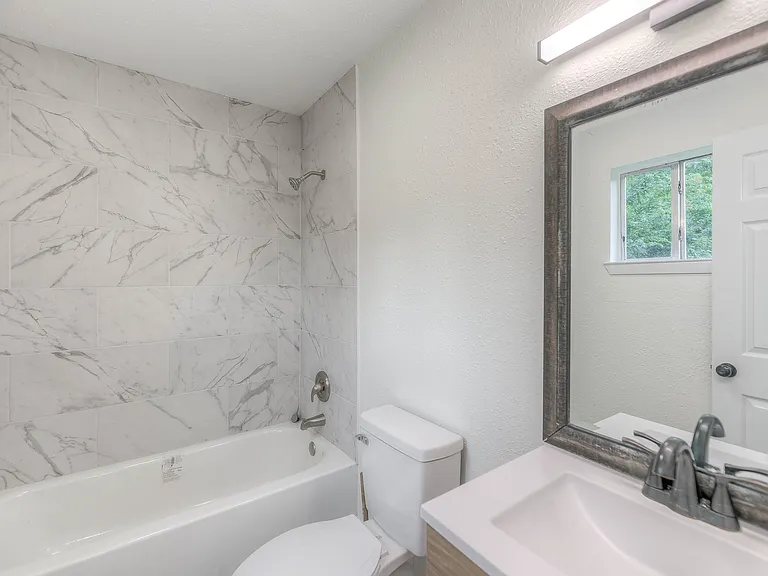 289 Hummingbird Estate Ln — Photo 9