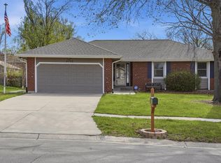 2732 SW Staffordshire Rd, Topeka, KS 66614