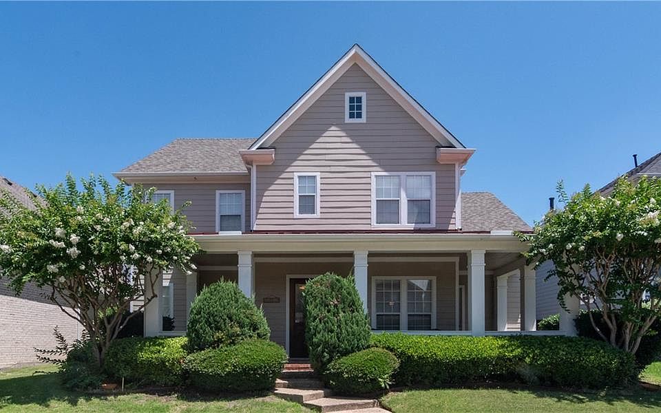 1st image of 1805 Auburn Dr