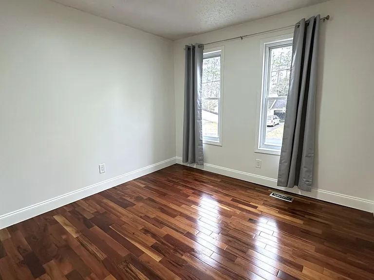 Kids / Guest / Office Bedroom 1