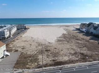 14 Shell Rd #38, Mantoloking, NJ 08738