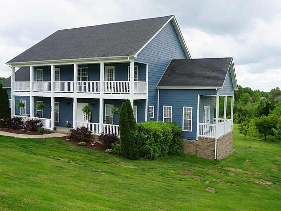 2nd image of 304 Brigg Dr