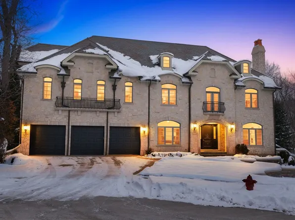 107 Carmela Ct, Bloomingdale, IL 60108