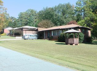 5351 Greenleaf Dr SW, Mableton, GA 30126