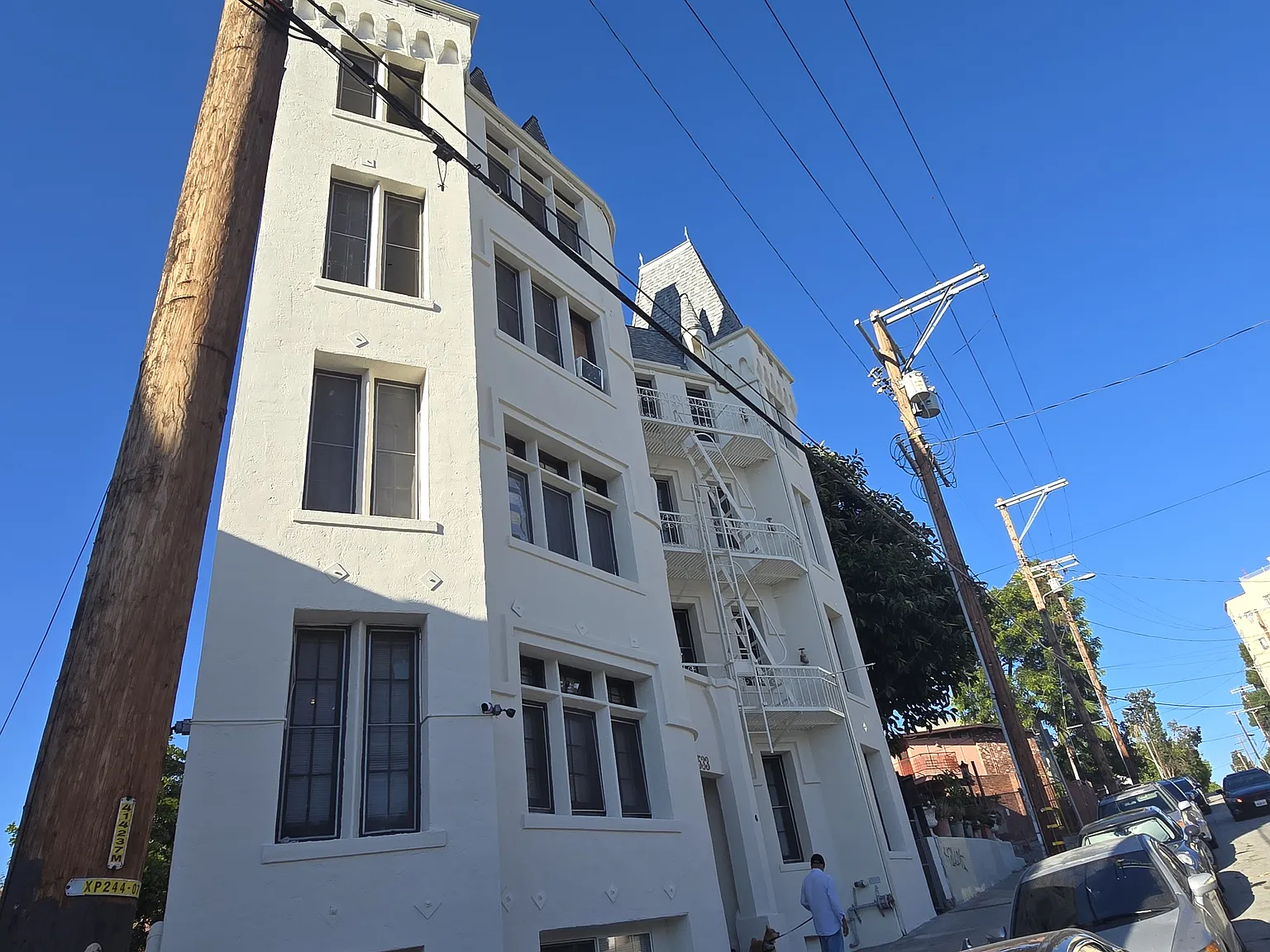 MONTE VISTA APARTMENTS — Photo 4