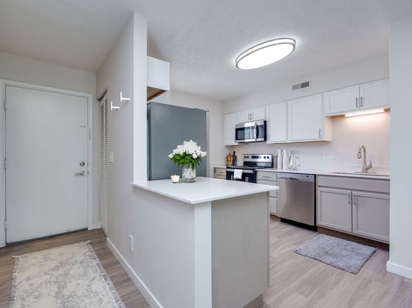 2689 Audubon Dr APT A