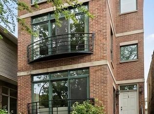 1642 W Julian St #1, Chicago, IL 60622