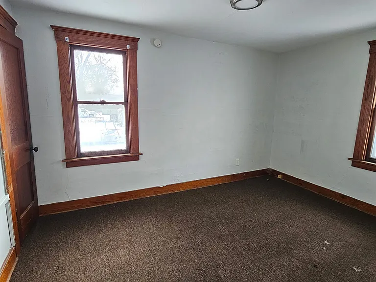 1019 Daleford St — Photo 5