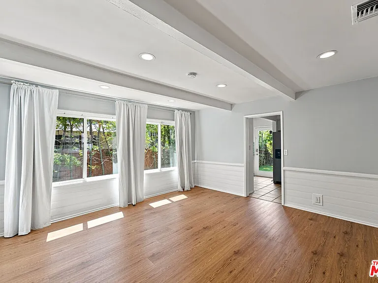 2904 Oakhurst Ave — Photo 9