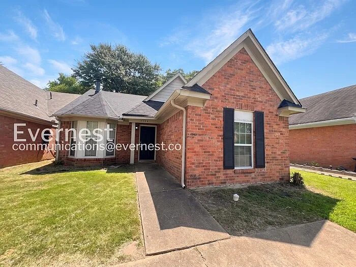 7594 Iris Dr — Photo 1