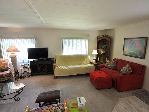 4th image of 73311 Puebla Dr