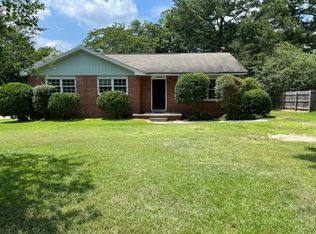 904 Weston St, Raleigh, NC 27610