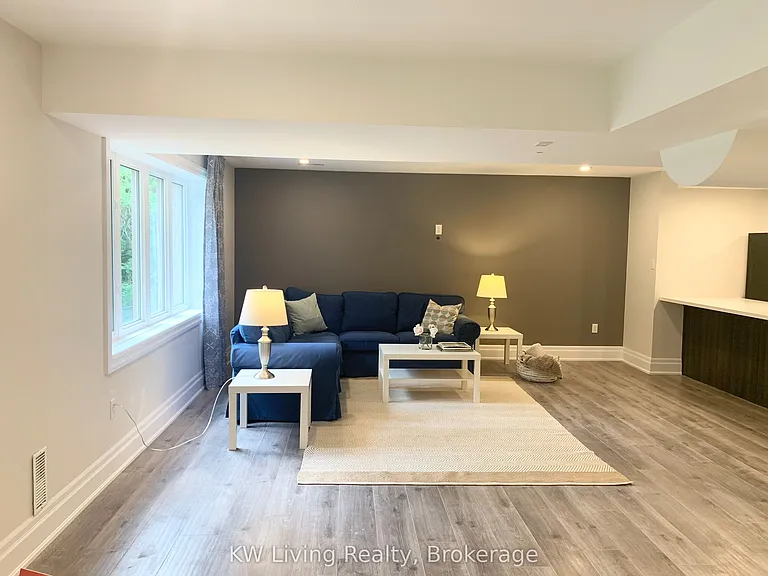 162 Art West Ave #LOWER — Photo 2