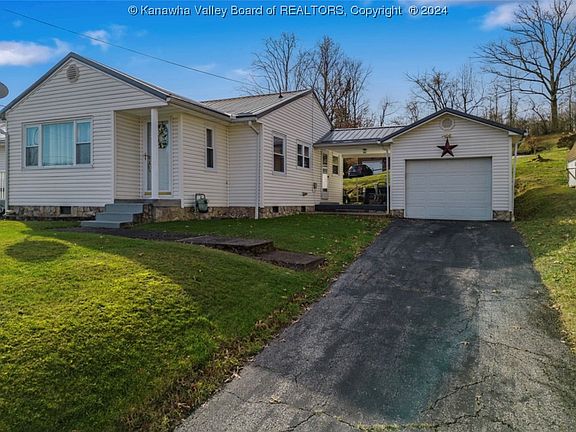 2nd image of 6001 Skylark Ln