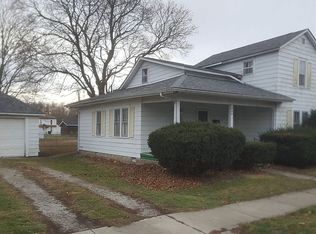 225 W 1st St, Albany, IN 47320