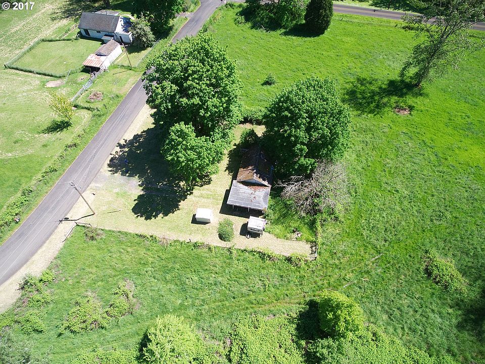 2nd image of 39921 Reuben Leigh Rd