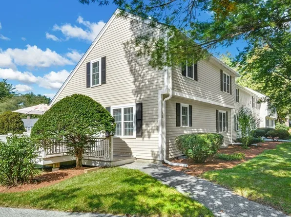 72 Macintosh Ln Unit 72, Boxborough, MA 01719