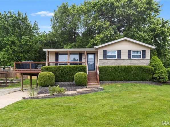 1998 Ridgeway Dr, Arnold, MO 63010