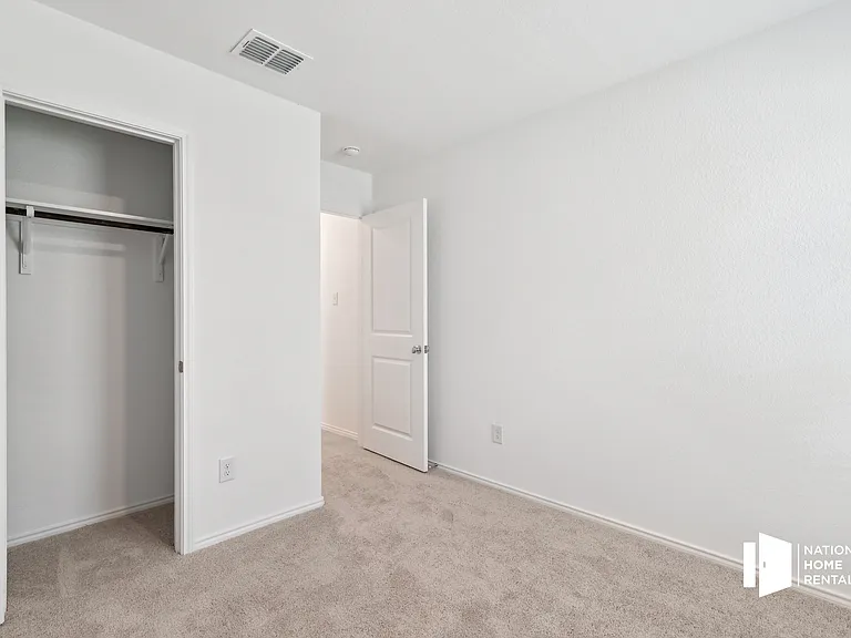 4032 Dublin Ridge Dr — Photo 9