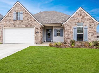 300 Benedict Dr, Lafayette, LA 70508
