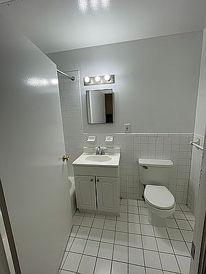 5th image of 438 E 66th St #3RW