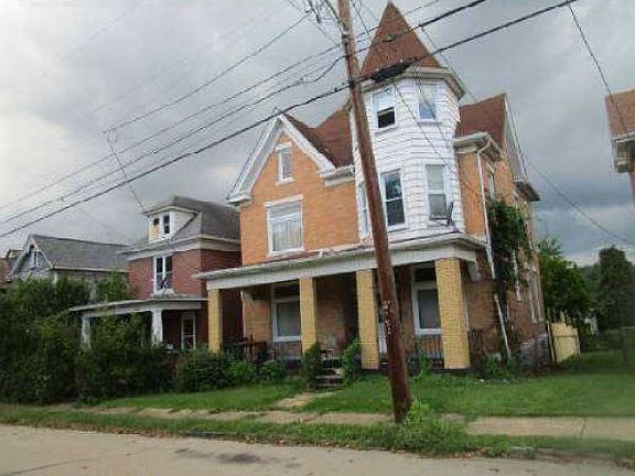 2nd image of 227 N 2nd St
