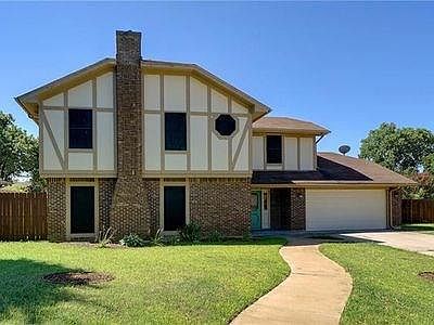 1st image of 2708 Woodrill Ct