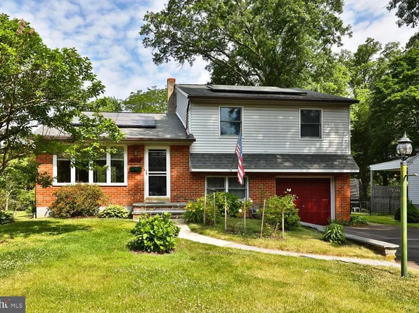 1832 N Hills Ave, Willow Grove, PA 19090