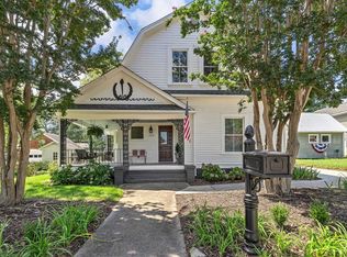 104 W Fairview Ave, Greer, SC 29650