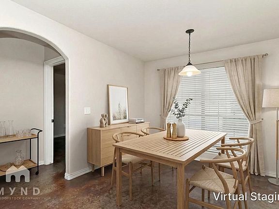 3rd image of 110 Jolin Ln