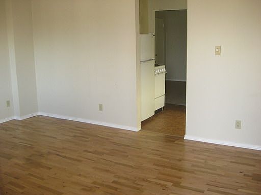 5th image of 6713 Mary Ave NW APT 6