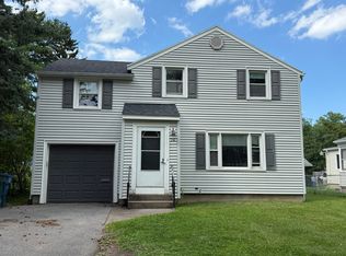 10 Stanford Rd, Rochester, NY 14620