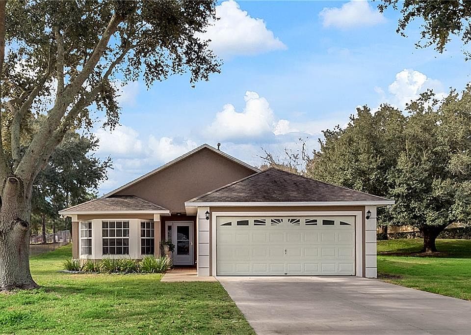 1st image of 926 Forest Hill Dr