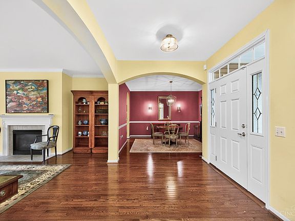 3rd image of 6299 Stoney Hollow Ct