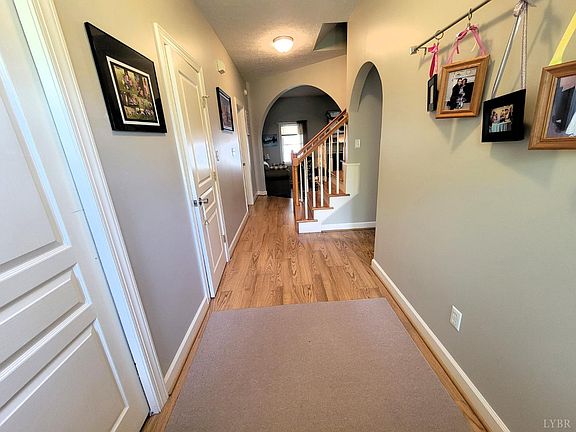 3rd image of 106 Addie Way