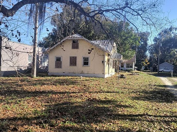 5th image of 140 SW CITRUS Avenue