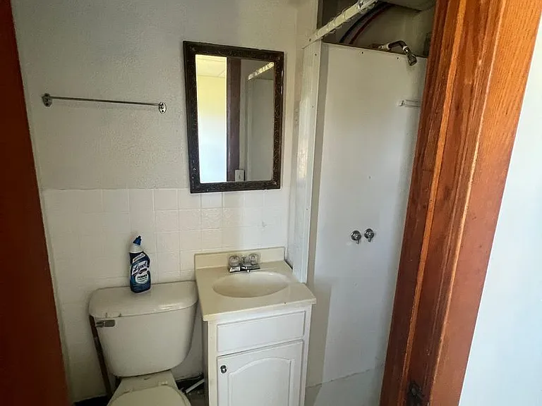 305 E Maple St — Photo 14