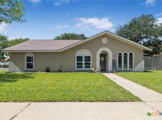 101 King Arthur St, Victoria, TX 77904