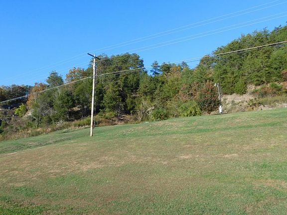 4th image of 1357 Highway 19e