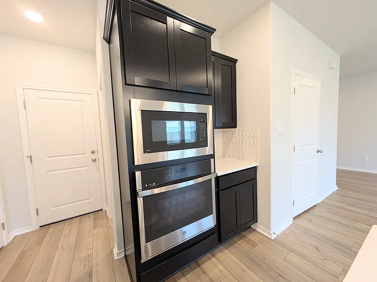 2548 Windle Ln — Photo 12