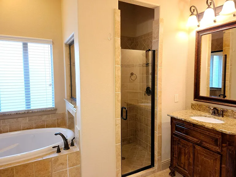 1016 Taylor Dr — Photo 18