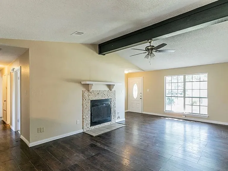 802 Antelope Trl — Photo 7