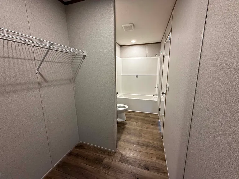 150 Dawn Dr — Photo 10