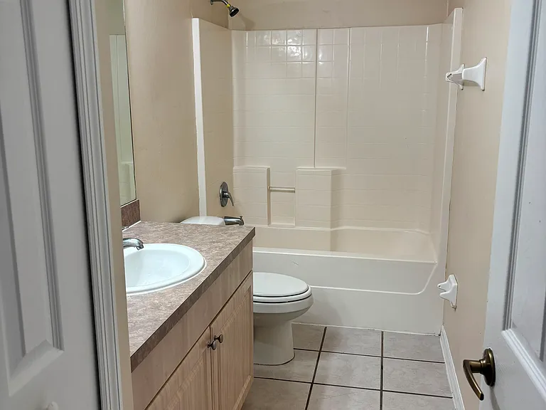 2117 Fairway Dr #2117 — Photo 5