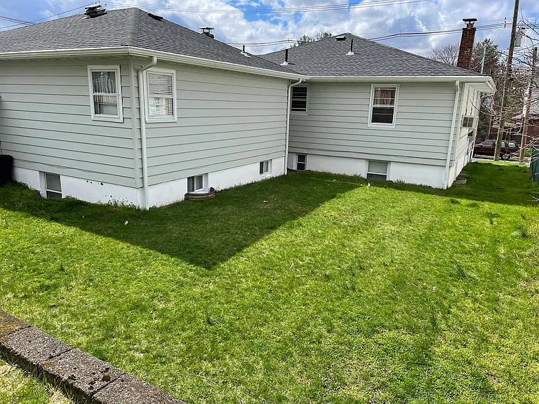 266 Gaston Ave #2 — Photo 34